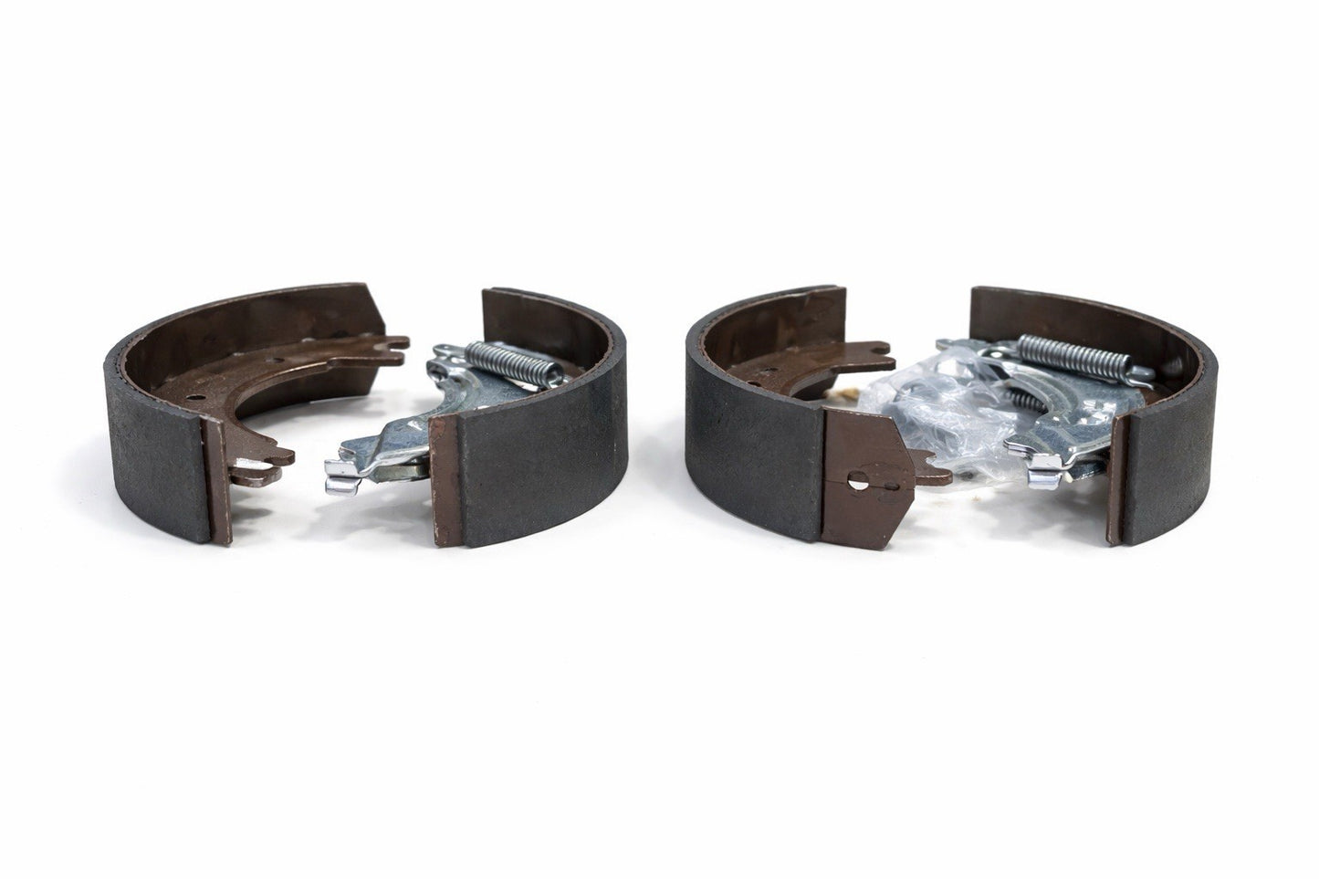 Geninue Knott Brake Shoe Kit 200x50 X1 Axle Set